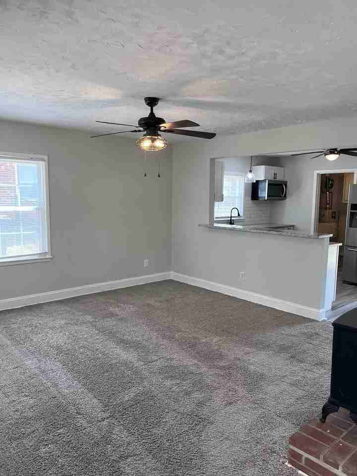 3625 Flint Street - Photo 5 of 19