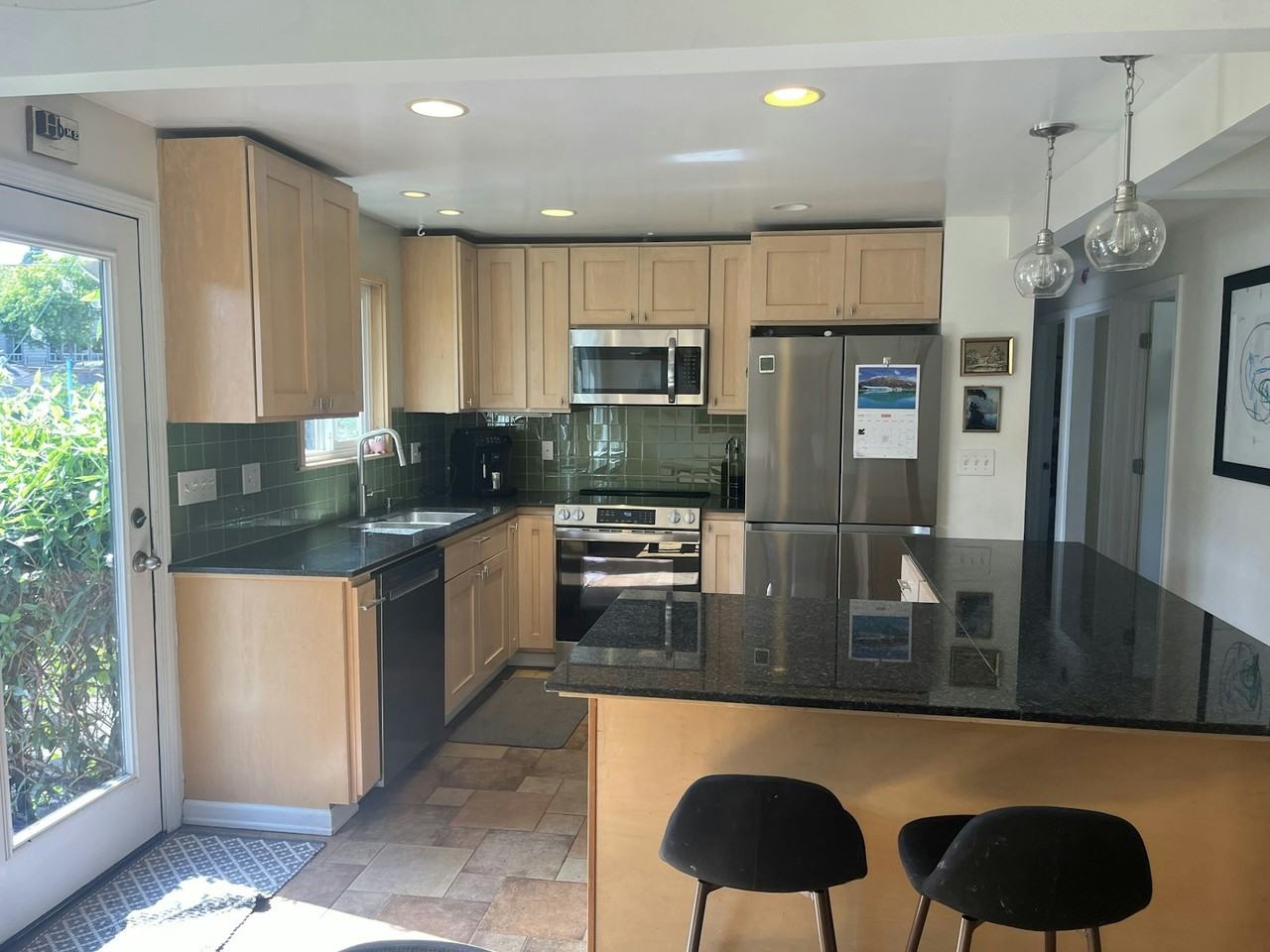 12708 1st Avenue Northwest - Photo 7 of 32