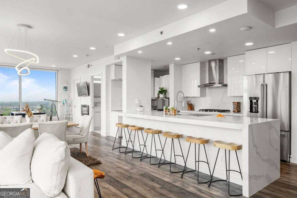 3338 Peachtree Rd #2207 - Photo 3 of 50