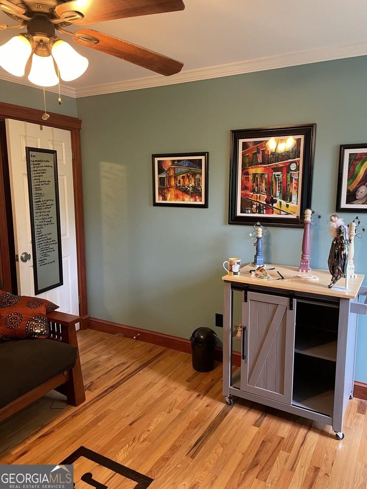 3666 Lakewood Ct #B - Photo 6 of 12
