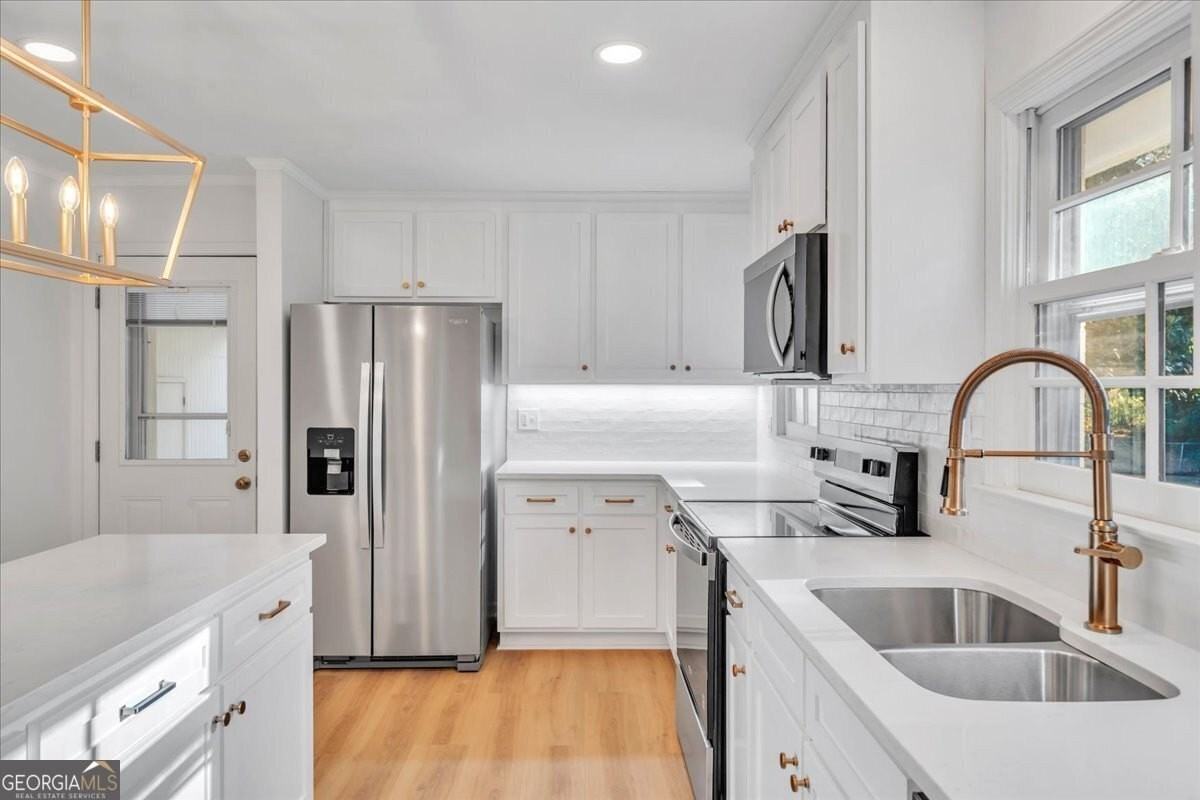 1806 Knox St - Photo 5 of 48