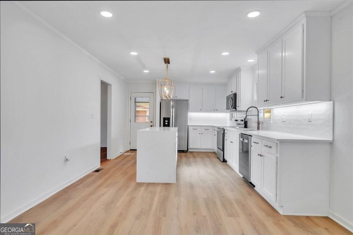 1806 Knox St - Photo 7 of 48
