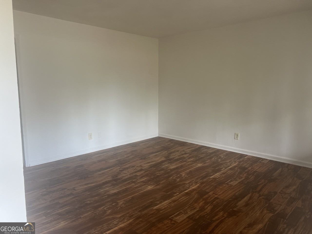 1397 Peachcrest Rd - Photo 4 of 25