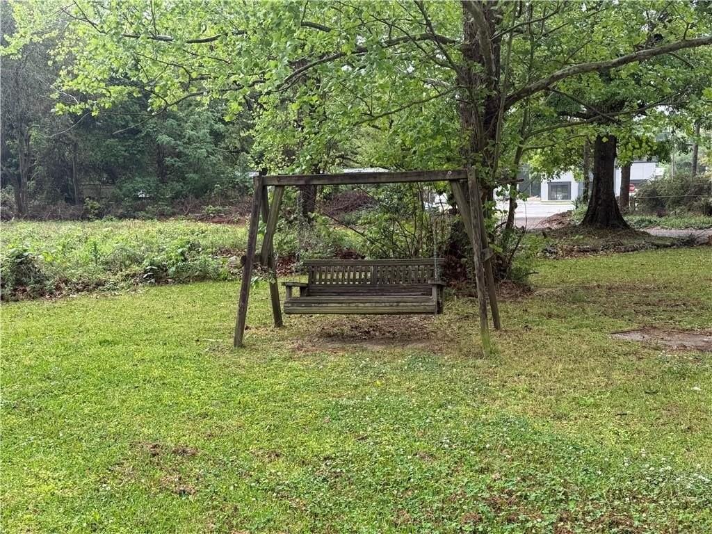 176 2nd Ave - Photo 4 of 12