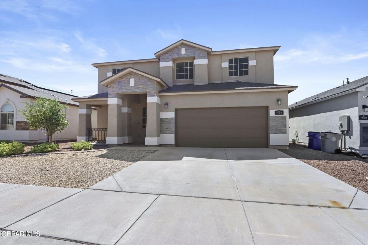 12312 Desert Path Ct - Photo 3 of 47