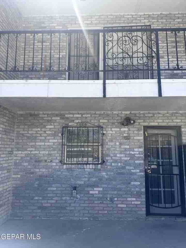 6700 Escondido Dr Apt G6 - Photo 3 of 18