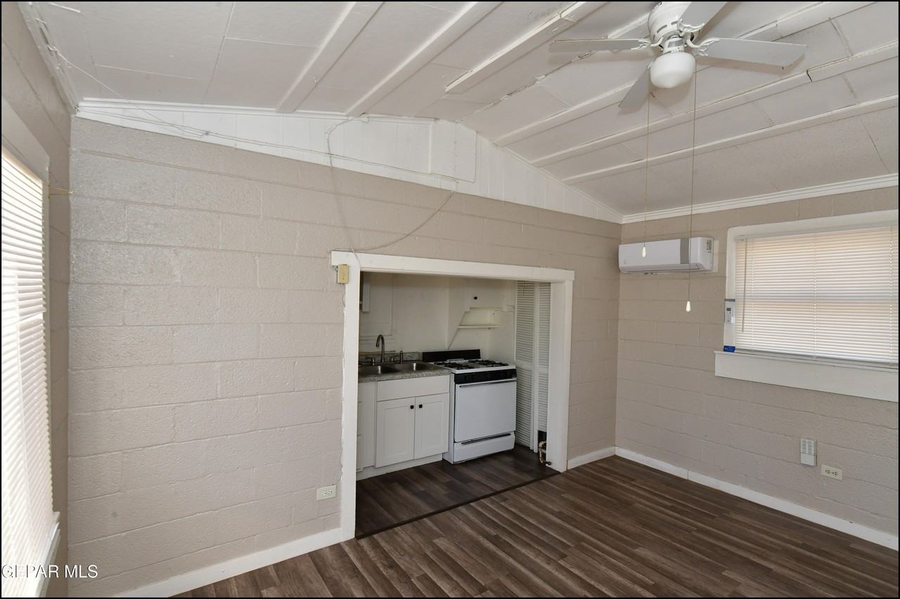 3519 Douglas Ave Unit C - Photo 5 of 23