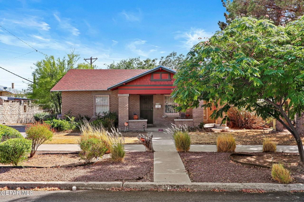 2709 N Florence St - Photo 2 of 40