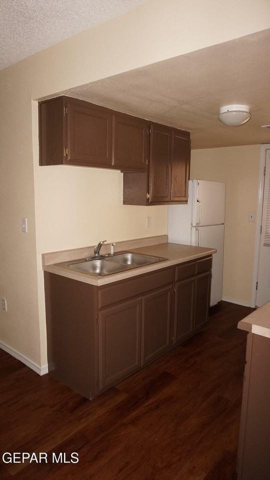 11020 Wind Ct - Photo 7 of 25