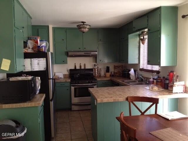 10428 Seawood Dr - Photo 2 of 7