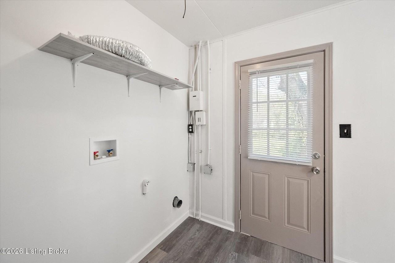 223 N 37th St - Photo 6 of 13