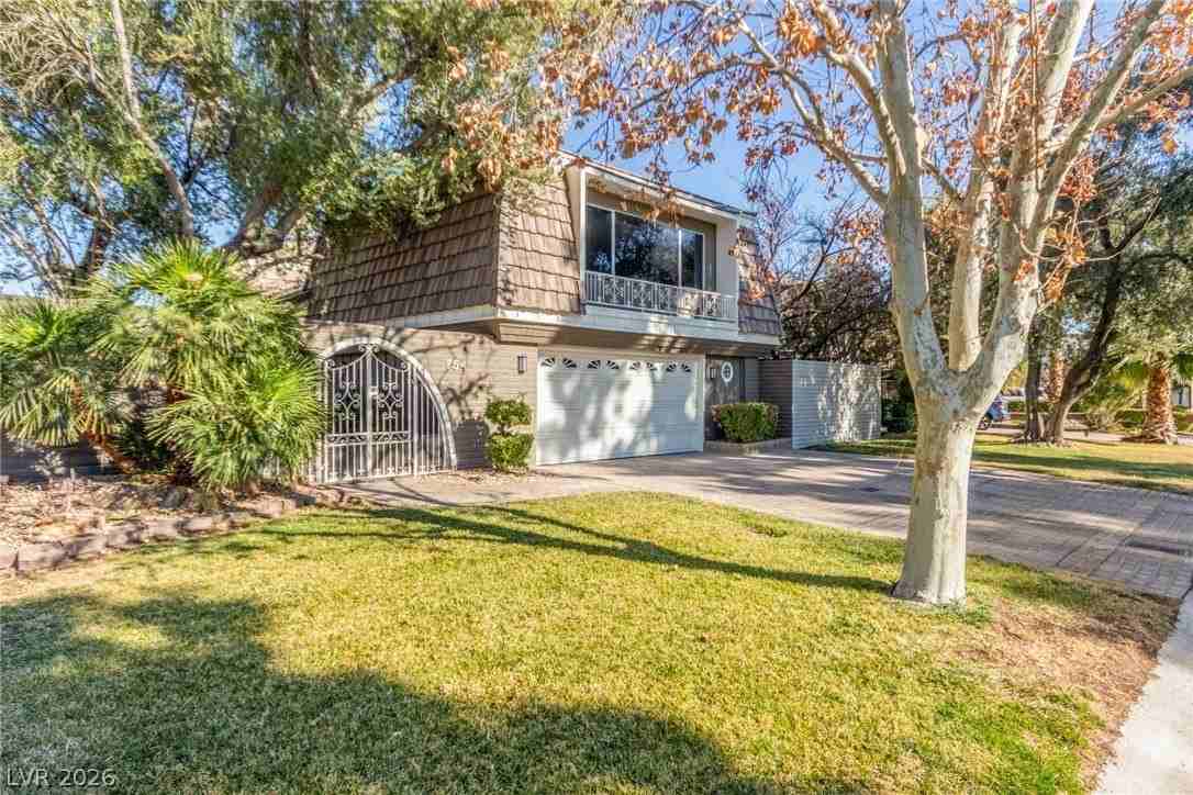 754 Vegas Valley Dr - Photo 6 of 34