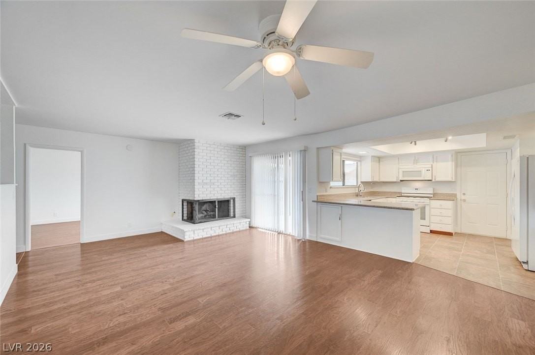 1116 Rock Springs Dr - Photo 6 of 21