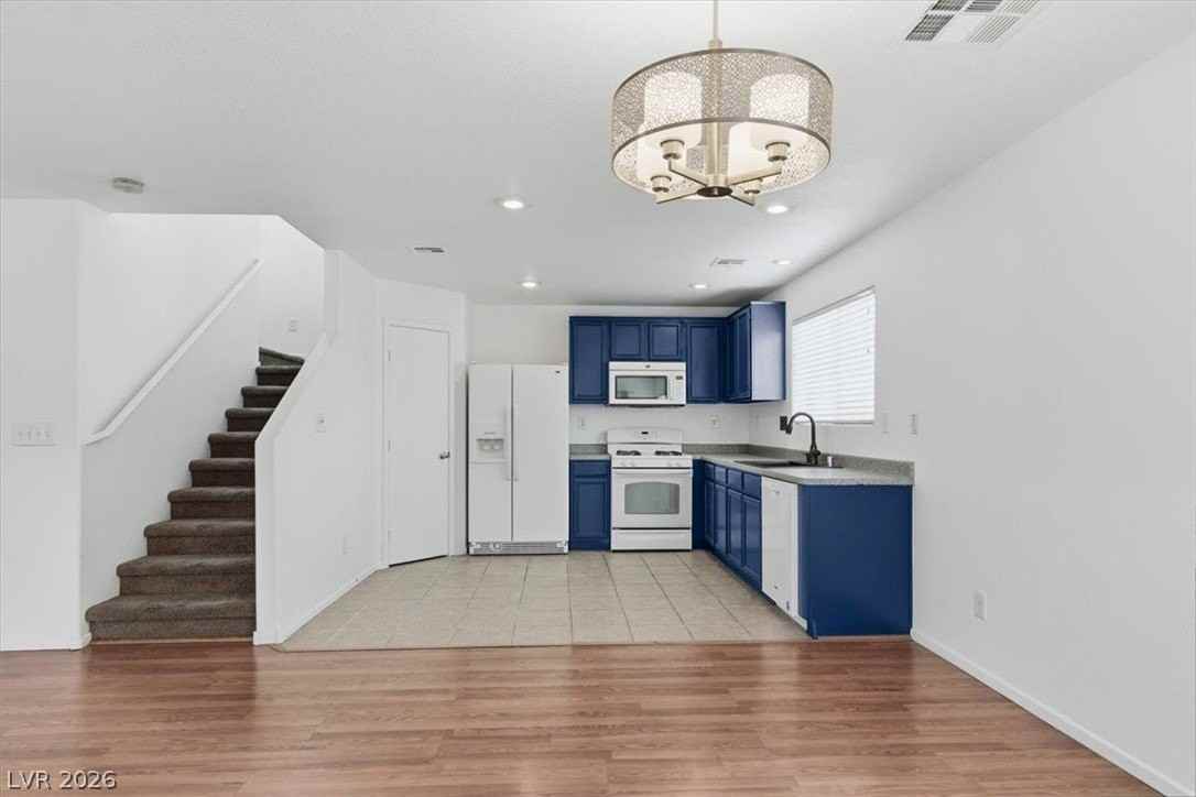 541 Penzance Ct - Photo 5 of 31