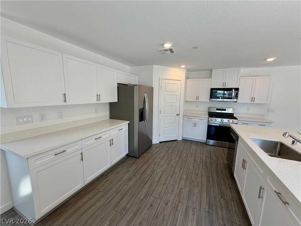 4234 Vivenda St #3 - Photo 3 of 30