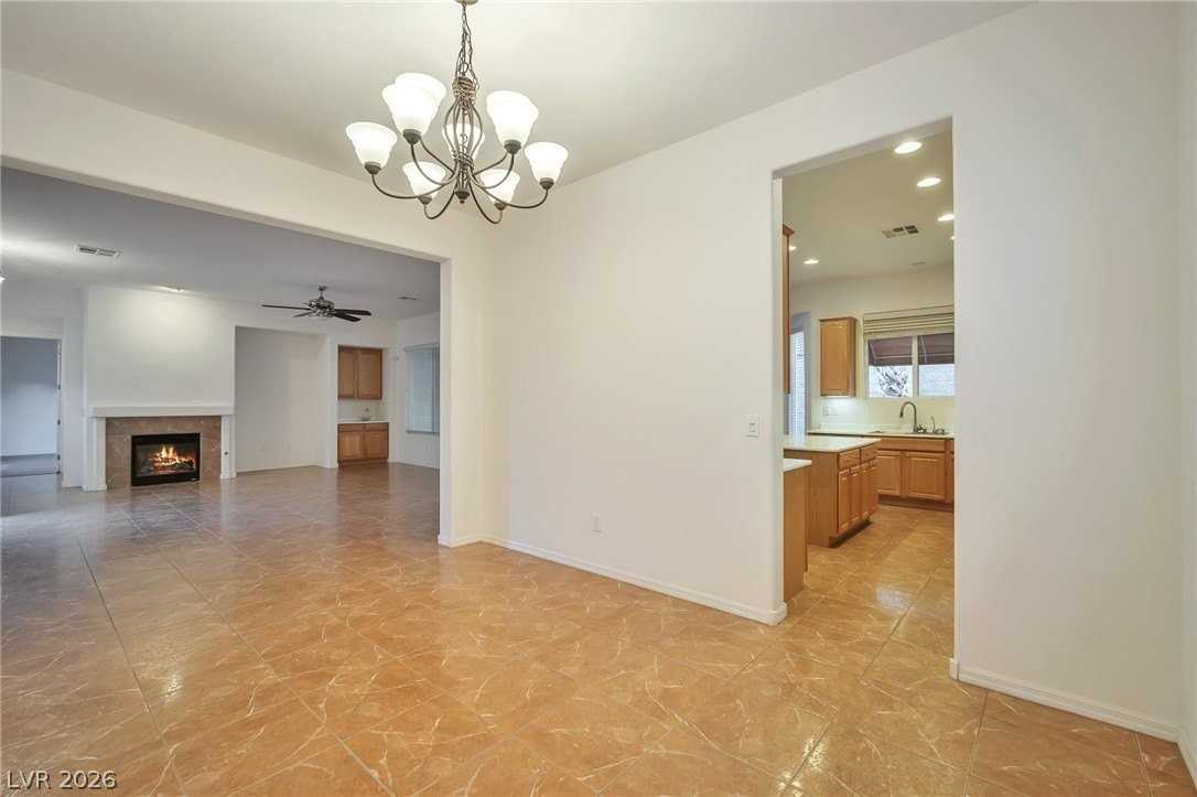 2585 Portsmouth Creek Ave - Photo 7 of 28