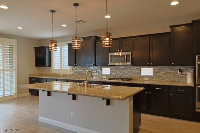 531 Signal Peak St - Photo 6 of 44