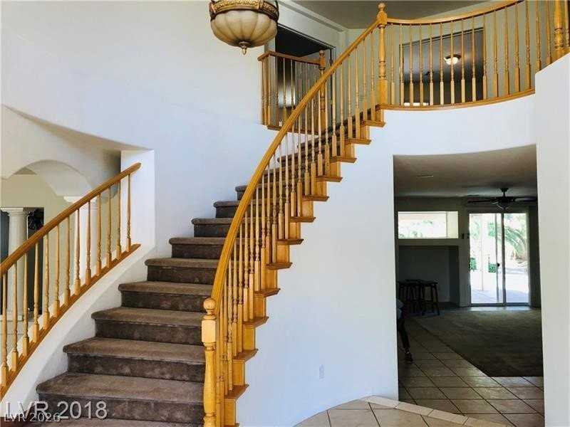 6610 Gilded Lantern Ave - Photo 4 of 40