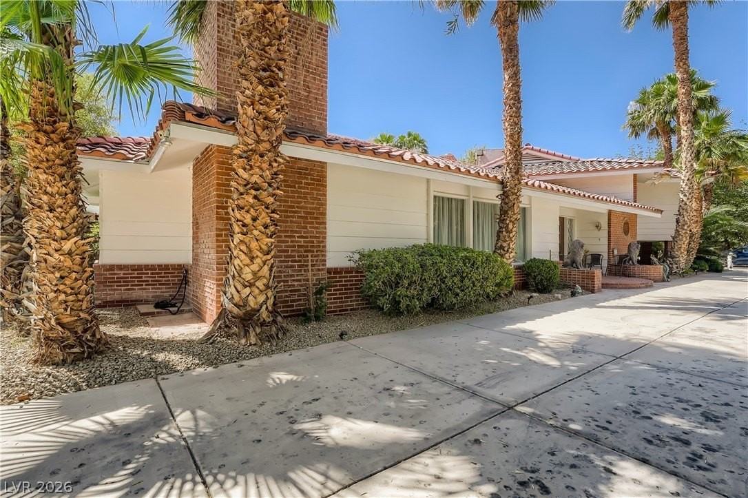 7082 Mira Vista St - Photo 2 of 35