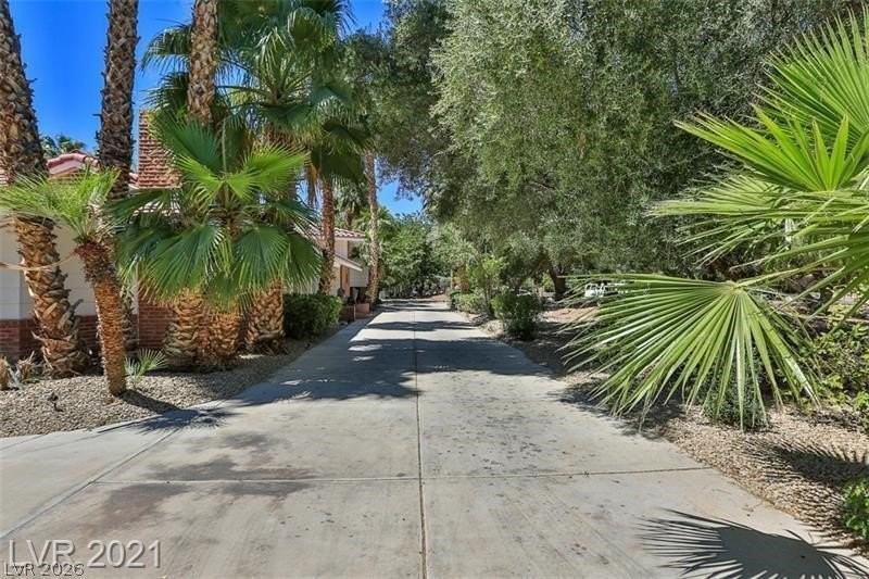 7082 Mira Vista St - Photo 7 of 35