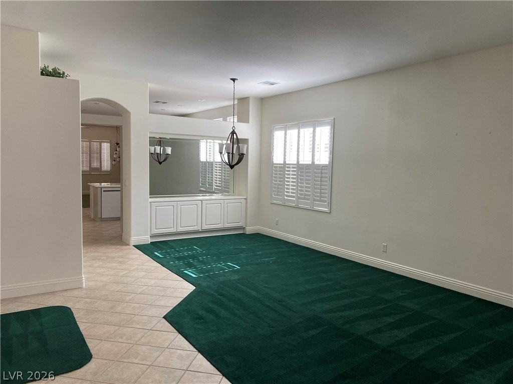 412 Bloomingdale Ct - Photo 2 of 21