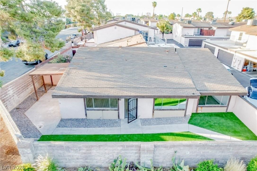 4386 Caliente St - Photo 4 of 30