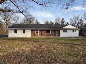 722 Carlene Dr - Photo 1 of 1