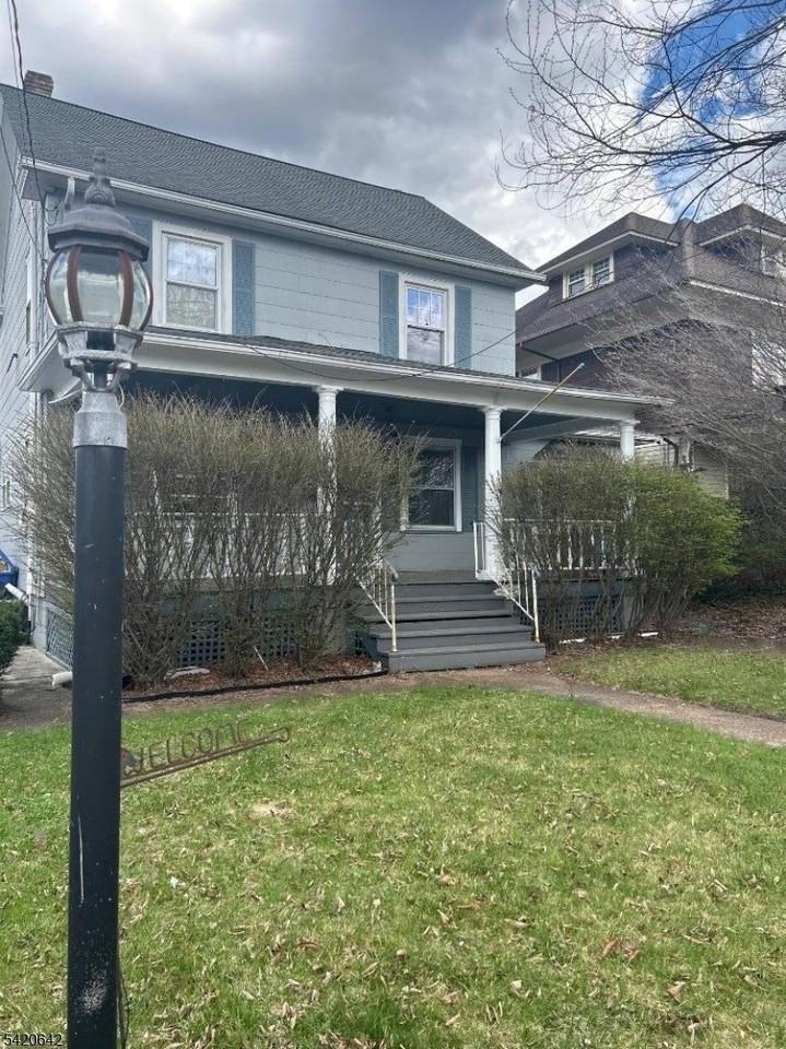 606 N Washington Ave - Photo 2 of 12