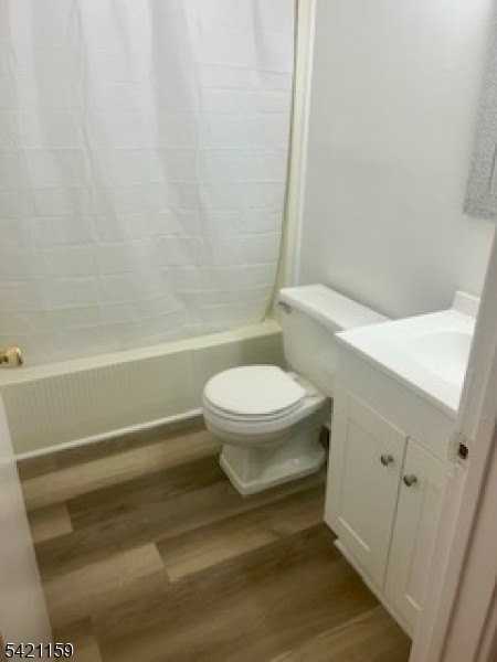 362 Rutherford Ave #5 - Photo 5 of 12