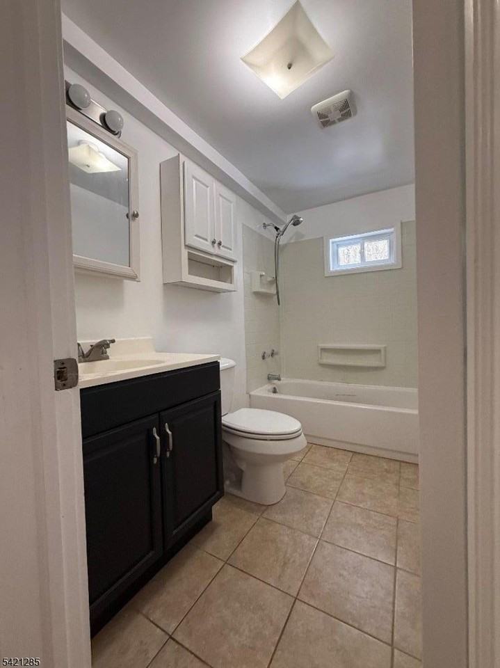 207 Nariticong Ave #A - Photo 5 of 10