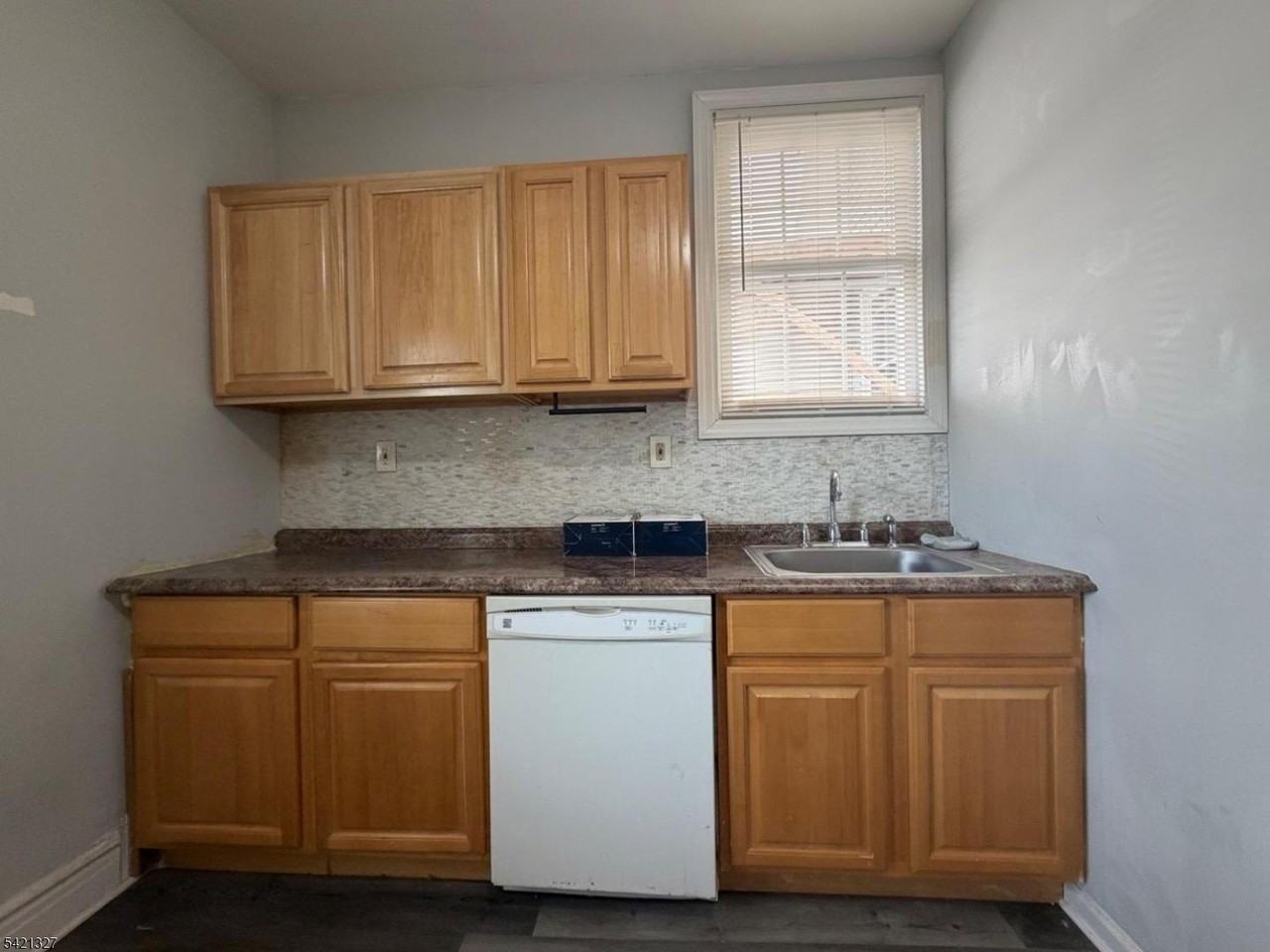 239 Lincoln Ave #1 - Photo 4 of 6