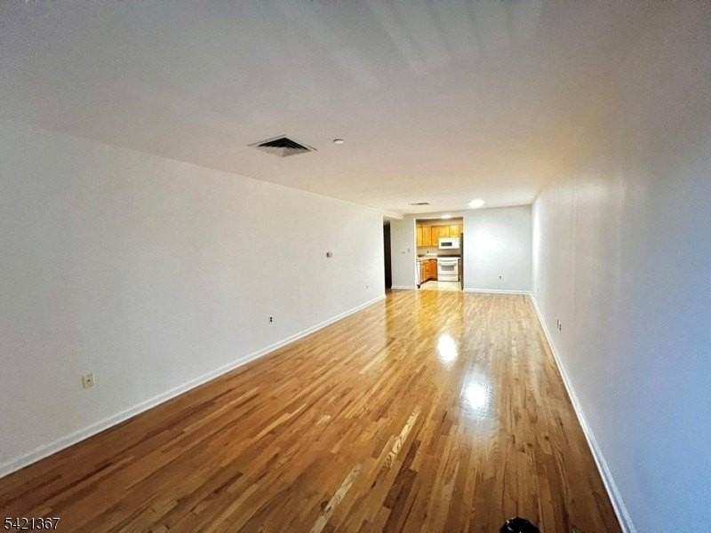 53 W Palisade Ave Und 406 #406 - Photo 2 of 16