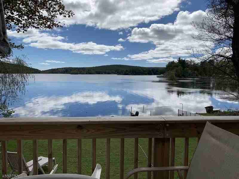 703 Lake Shore Dr - Photo 2 of 14