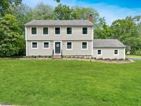 204 Deerfield Ln - Photo 1 of 1