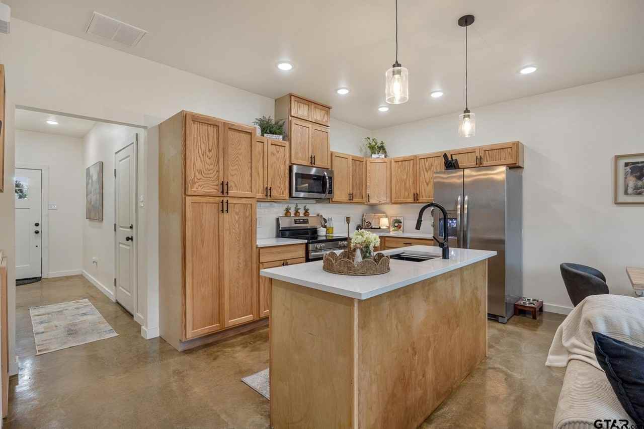 13366 Garden Lake Rd - Photo 7 of 28