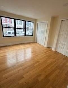 1426 43rd St #1stFL - Photo 4 of 9