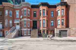 22 Cottage St - Photo 1 of 1