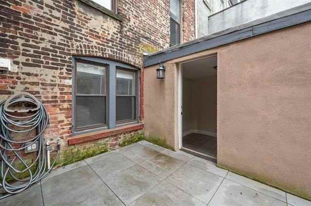 22 Cottage St - Photo 6 of 23