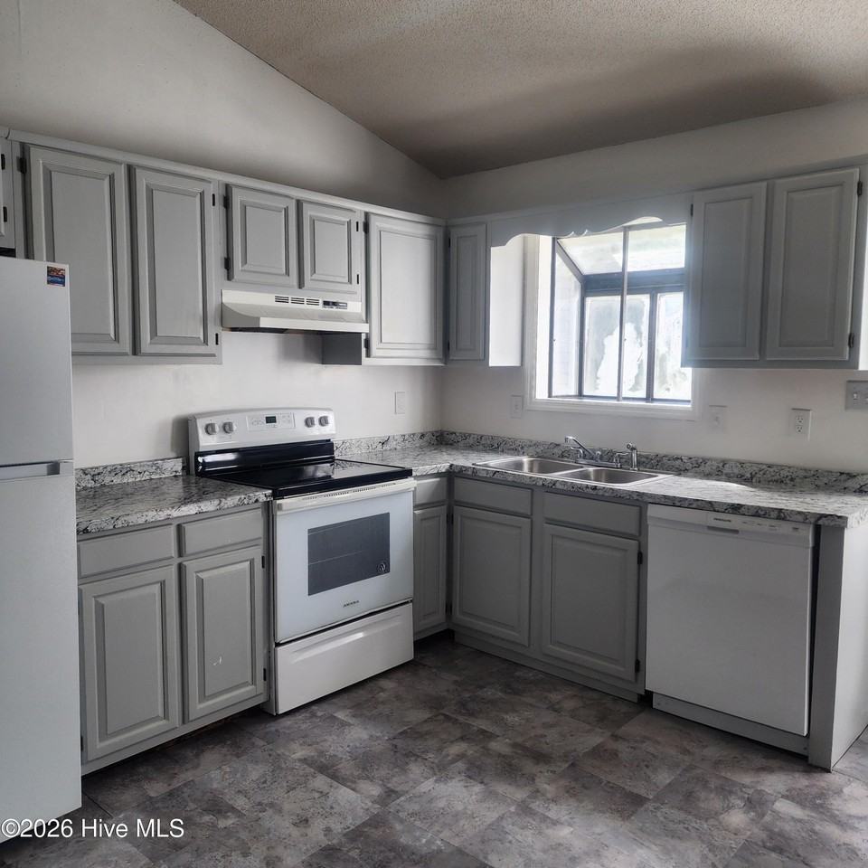 117 Pine Crest Dr - Photo 4 of 5