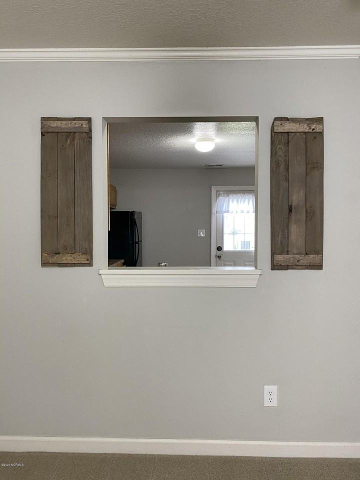 805 Springwood Dr - Photo 4 of 21