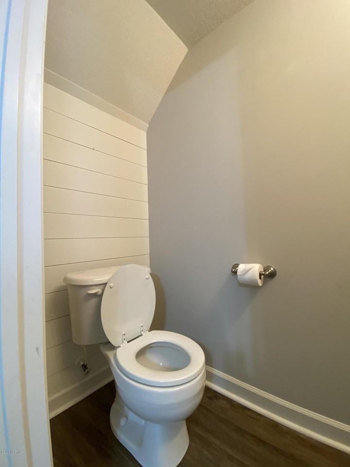 805 Springwood Dr - Photo 5 of 21