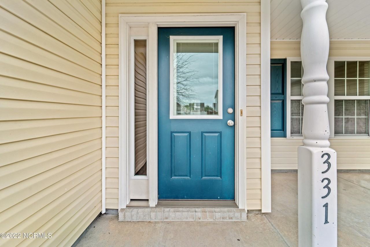 331 Kingston Rd - Photo 2 of 30