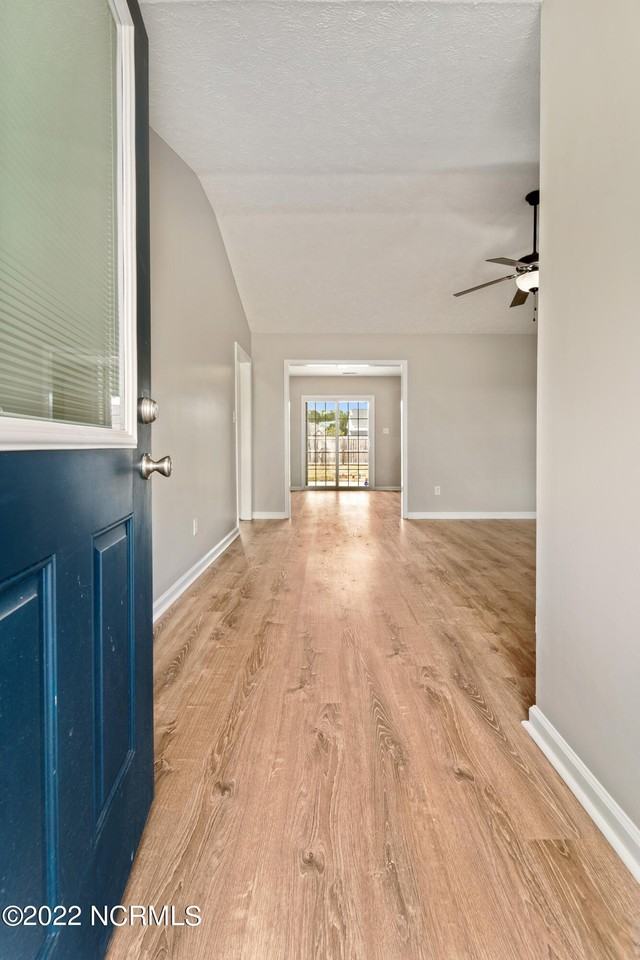 331 Kingston Rd - Photo 3 of 30