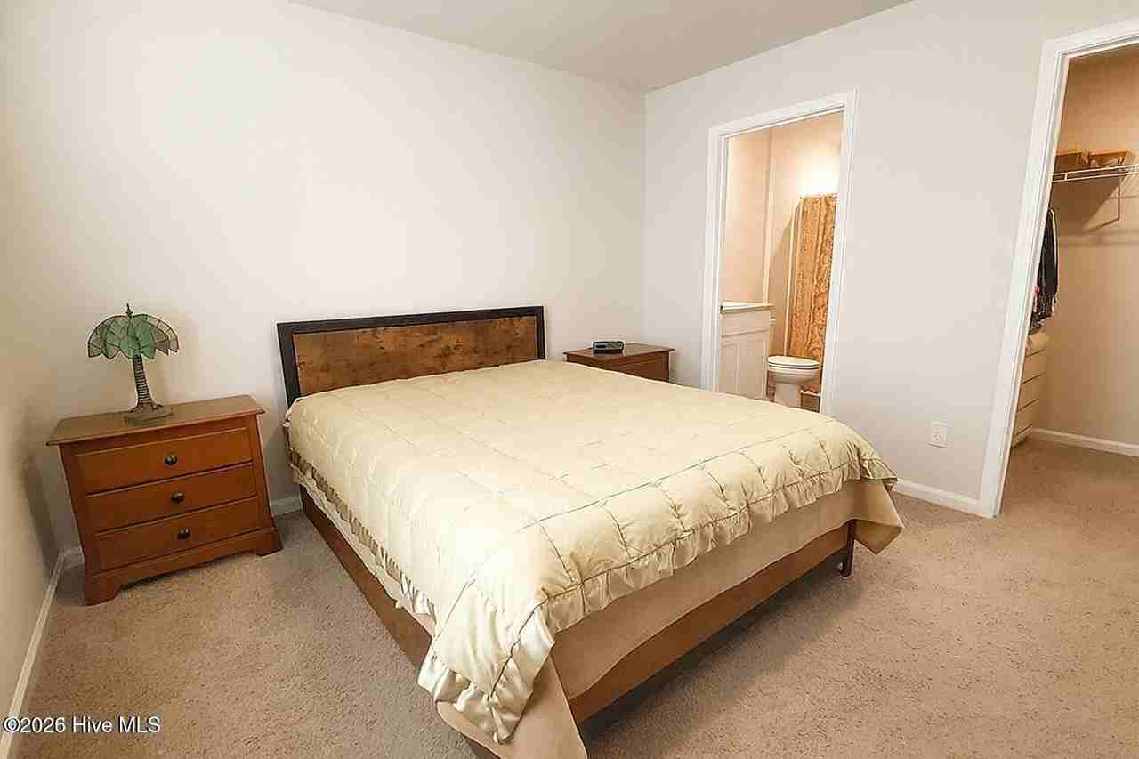 209 Ashworth Dr - Photo 4 of 9