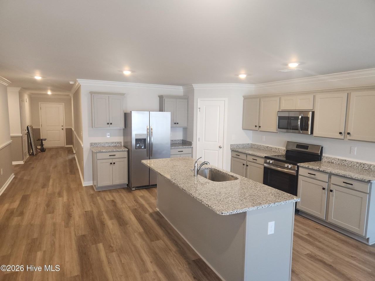 6923 Seaside Palms Pl Sw - Photo 3 of 19