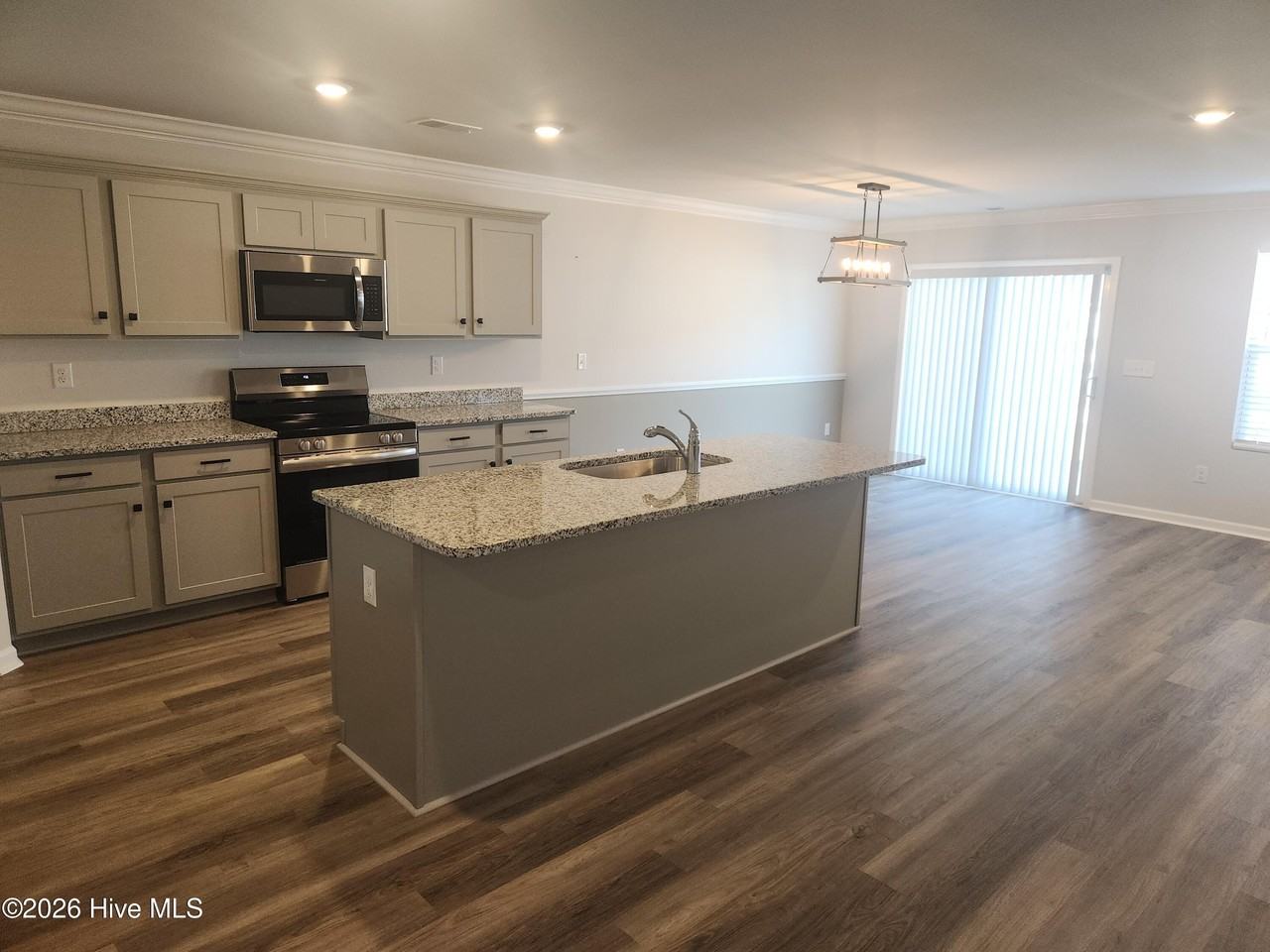 6923 Seaside Palms Pl Sw - Photo 4 of 19