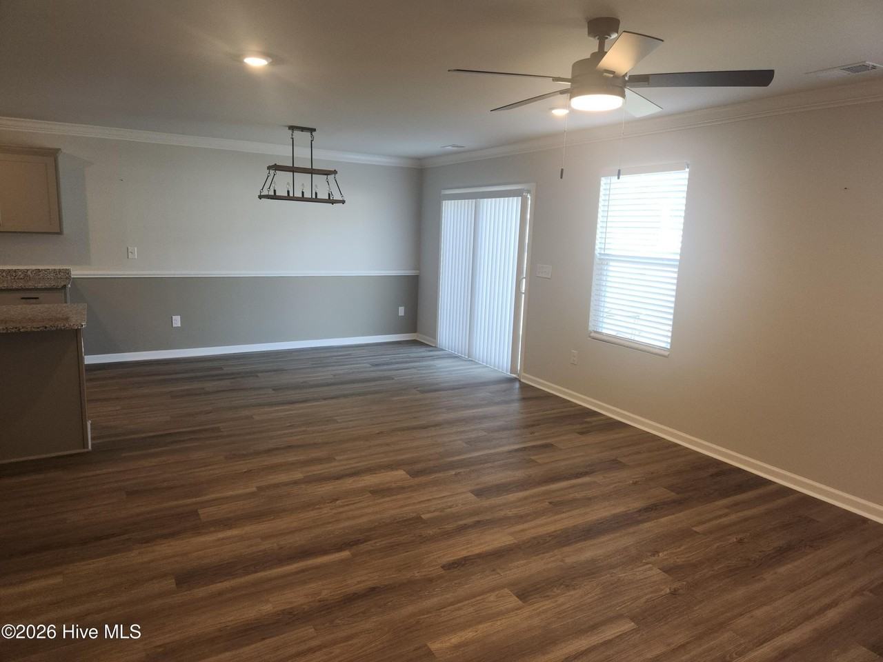 6923 Seaside Palms Pl Sw - Photo 5 of 19