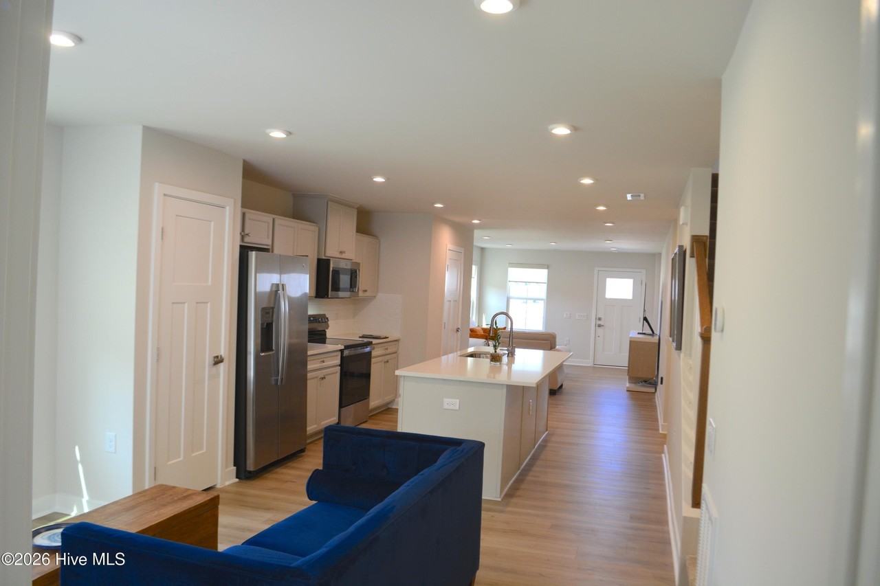 2055 Parow Ln Nw - Photo 6 of 22