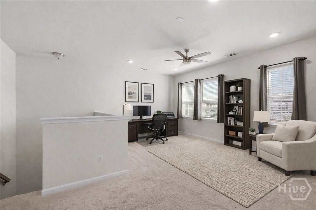 414 Grasslands Dr - Photo 5 of 29