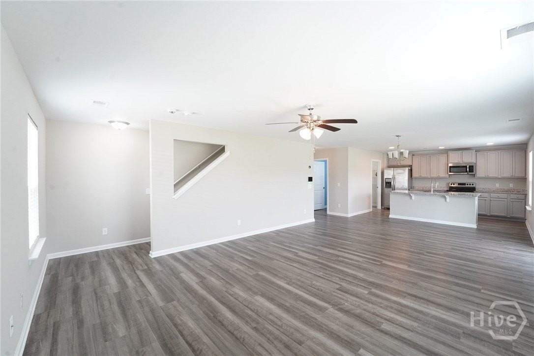 105 Butternut Blvd - Photo 6 of 41